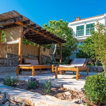 Holiday Home Ловіште Екстер'єр фото