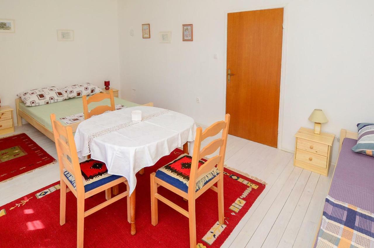 Holiday Home Ловіште Екстер'єр фото