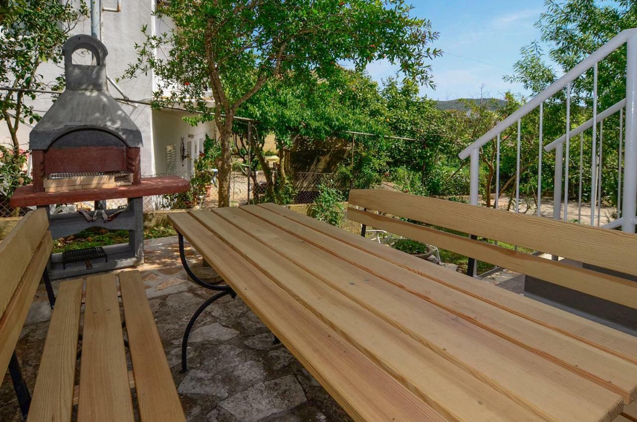 Holiday Home Ловіште Екстер'єр фото