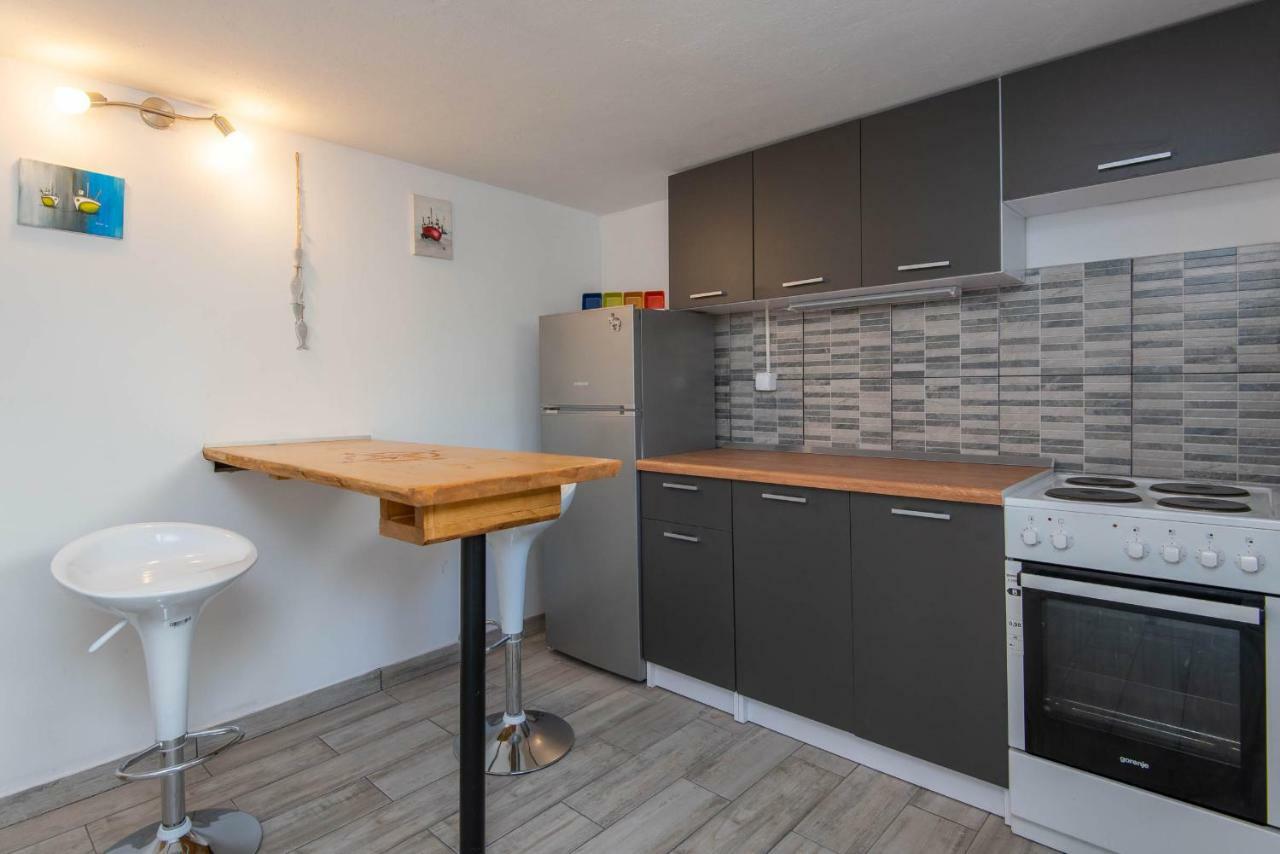 Holiday Home Ловіште Екстер'єр фото