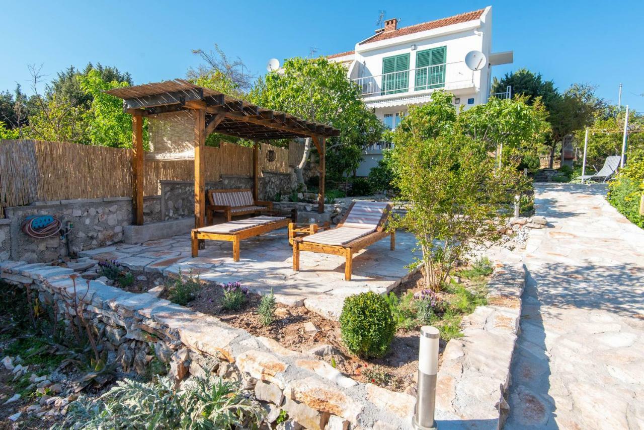 Holiday Home Ловіште Екстер'єр фото